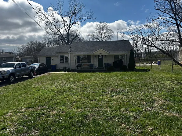 1467 N Sunrise Dr, Bowling Green, KY 42101