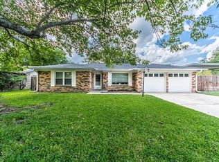 320 Normandy St, Van Alstyne, TX 75495