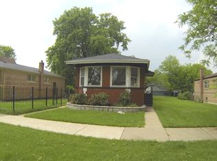 9028 S University Ave, Chicago, IL 60619