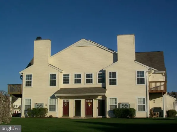 141 Horseshoe Dr, Quakertown, PA 18951