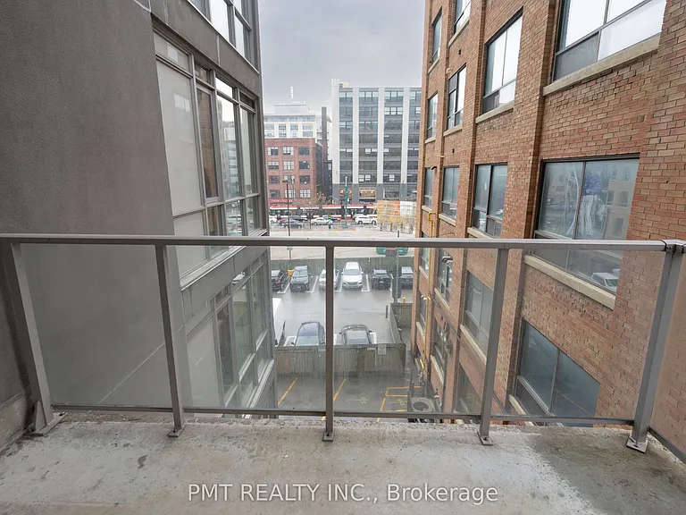 36 Charlotte St #401 — Photo 14
