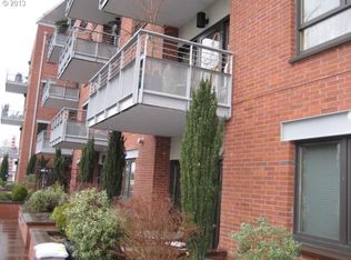 1375 Olive St APT 305, Eugene, OR 97401