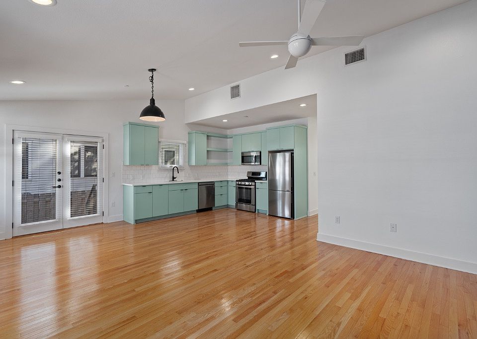1st image of 4006 Avenue C Unit B-1