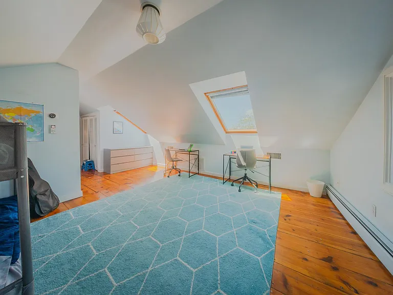 106 Benefit St — Photo 14