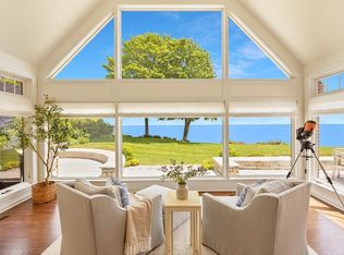 7200 N Beach Dr, Fox Point, WI 53217