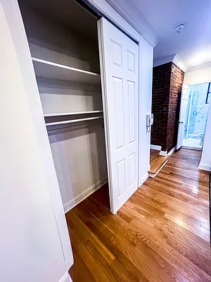 Rented by Voro New York | media 65