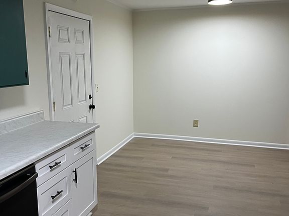 2nd image of 209 Lancaster Rd