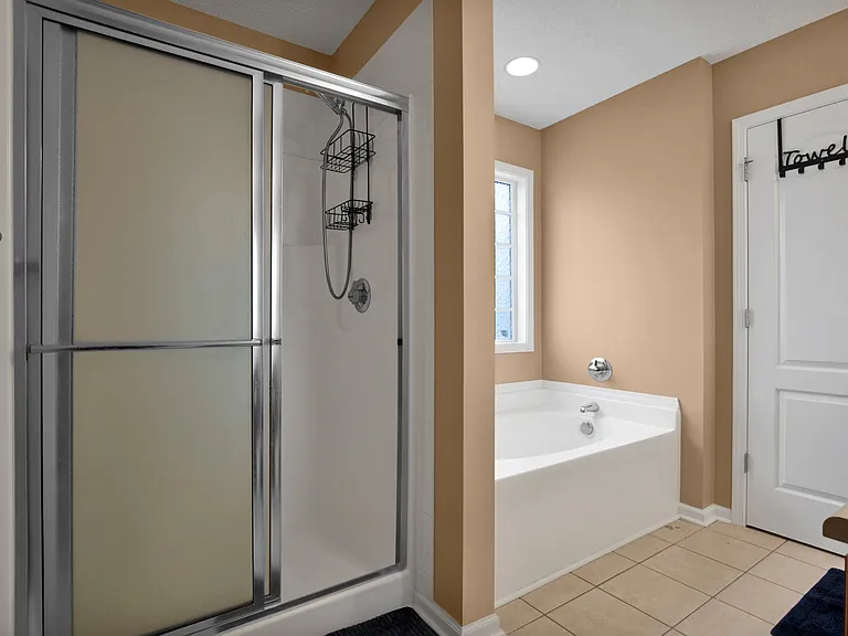 1403 Oxnop Ct — Photo 9