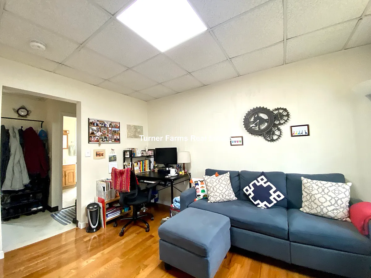 Building Photo - 56 Cedar St #4