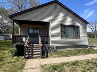 813 SE Sherman Ave, Topeka, KS 66607