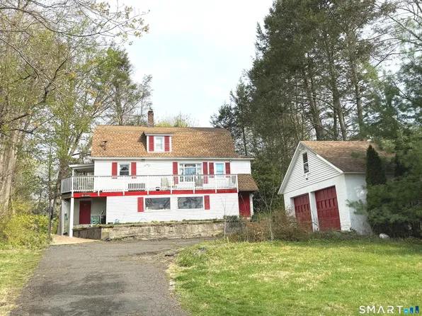 33 Chestnut Grove Road, Watertown, CT 06795