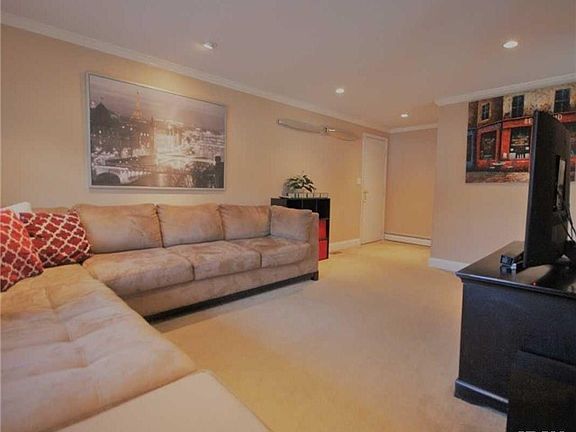 4th image of 68 Lebrun St