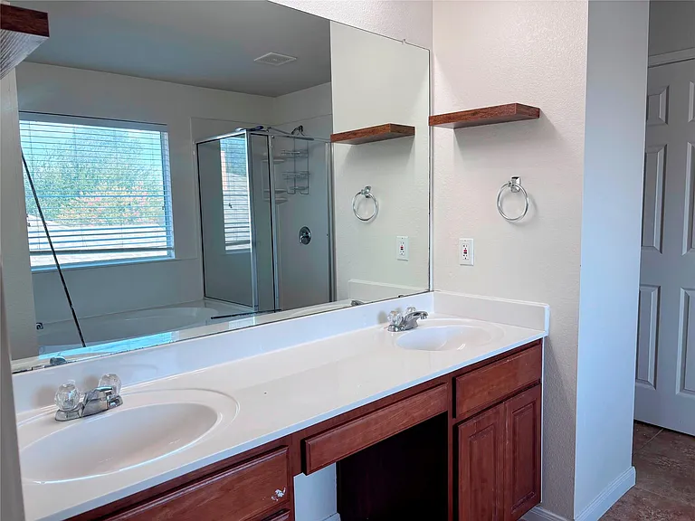 4116 Meadow Bluff Way — Photo 18