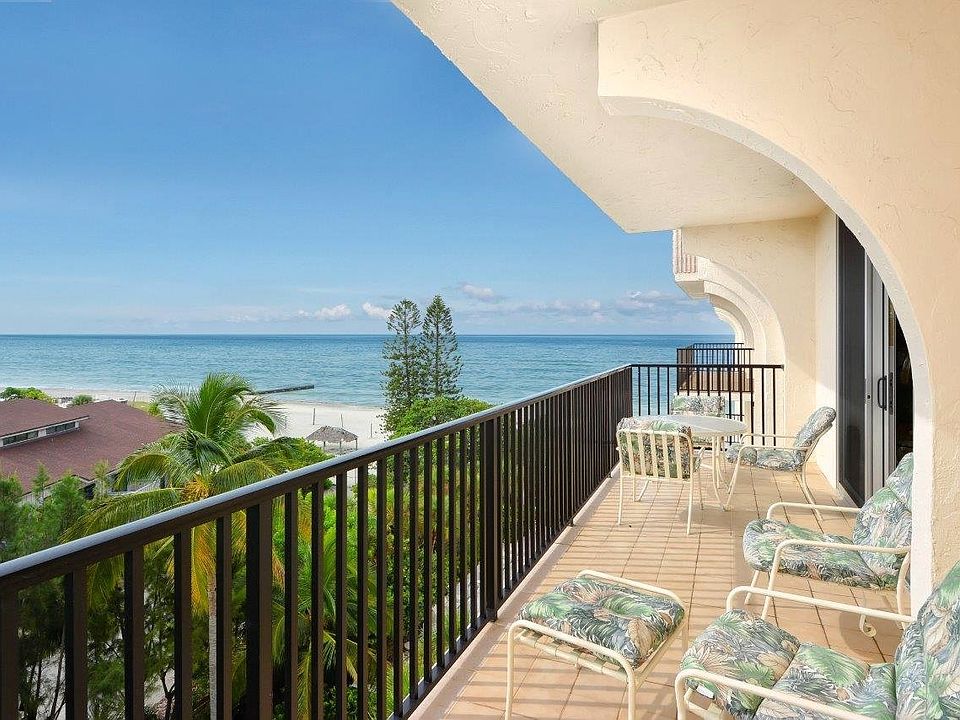 Pending: 1701 Gulf Of Mexico Dr Unit 603, Longboat Key, FL 34228