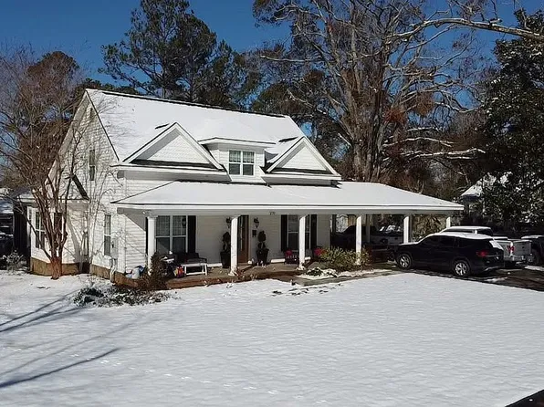 270 S Kennedy St, Metter, GA 30439