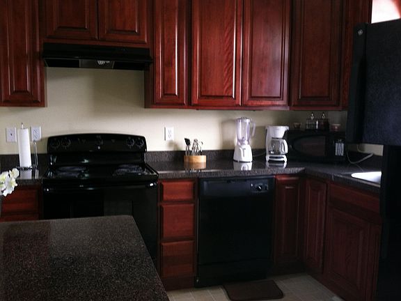 4th image of 33704 Tudor Pl