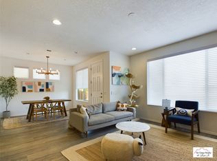 5222 Gold Hill Ln, Santa Fe, NM 87507