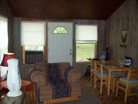 3rd image of 373 An County Road 142