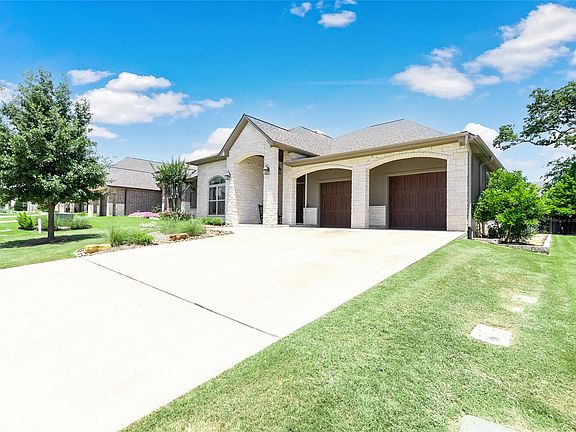 5th image of 2916 Boxelder Dr