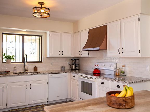 4th image of 4720 N Paseo Aquimuri