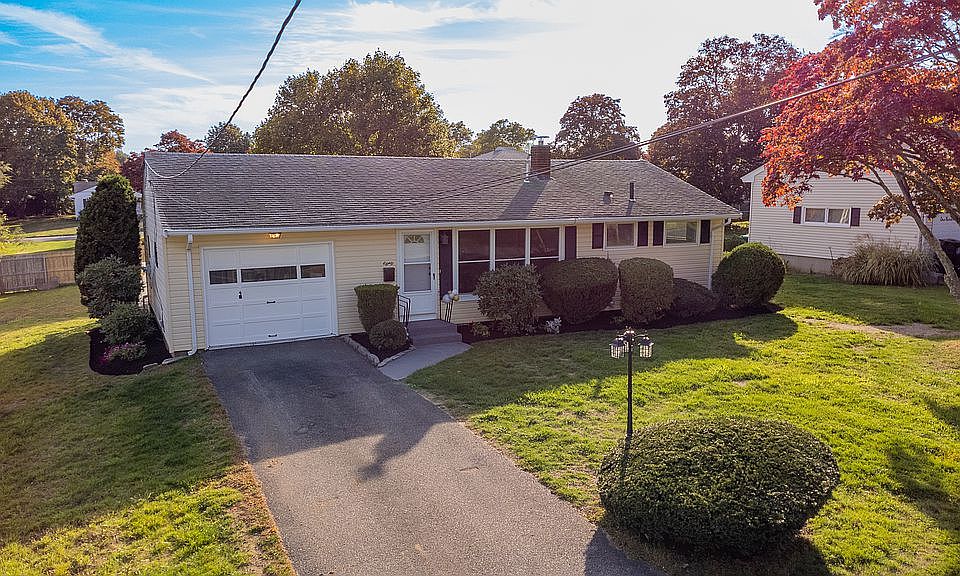 80 Nimitz Rd, Swansea, MA 02777 Zillow