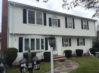 11 Wesley St, Lawrence, MA 01841