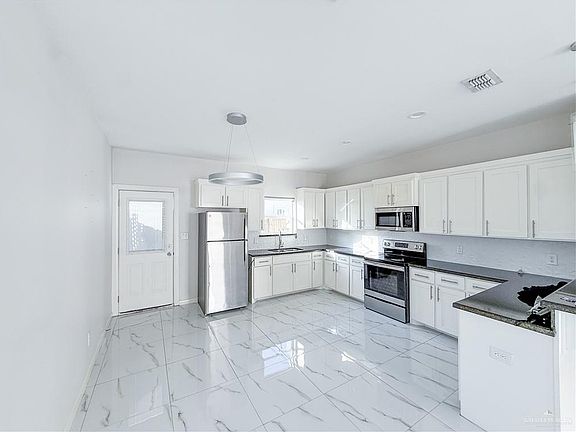 5th image of 5700 Puffin Ave #3