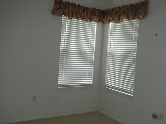 4th image of 5656 Hidden Oak Ct