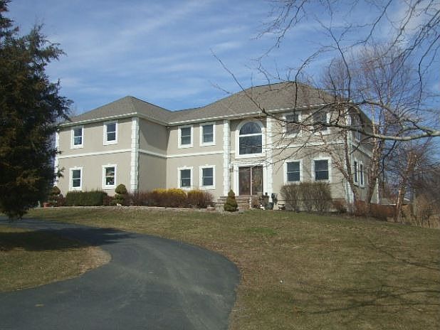 1st image of 25 Wild Flower Ln