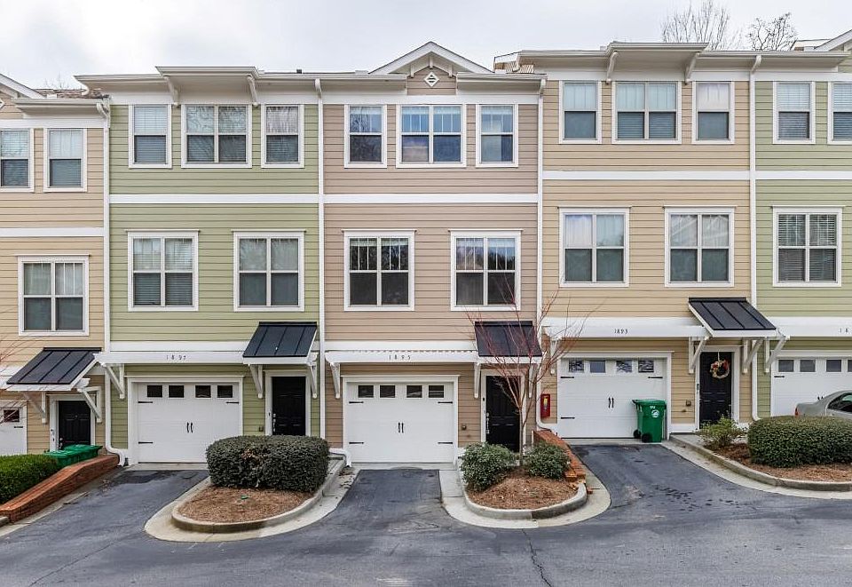 1st image of 1895 Sterling Oaks Cir
