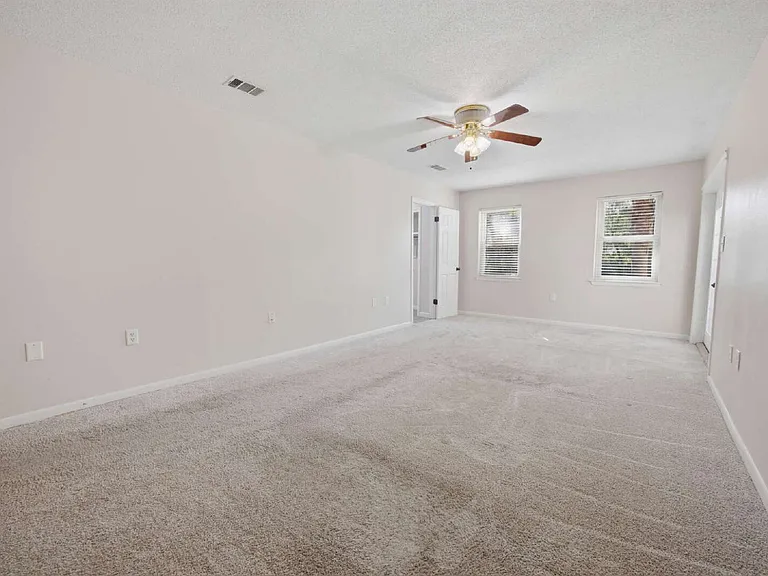 157 Country Club Rd — Photo 36
