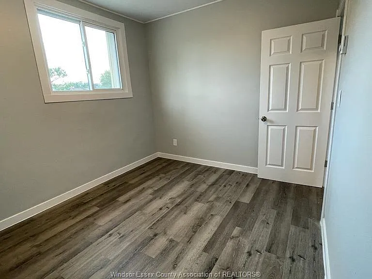 1415 Bruce Ave — Photo 10