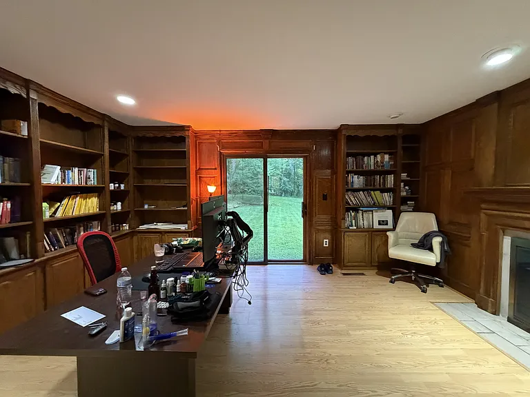 9615 Verveille Dr — Photo 10