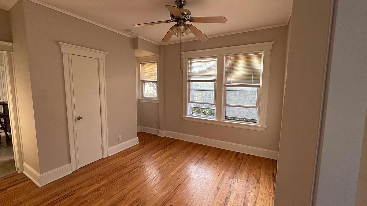 3 bed, 1.0 bath, 1900 sqft, $2,500 — Photo 4