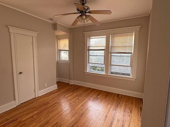4th image of 39 Struyk Ave #2