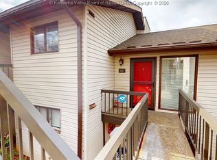 8007 Timberlake Dr, Huntington, WV 25705