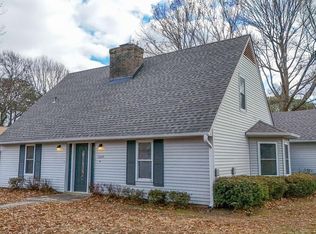 1609 Hillcrest Dr, Jonesboro, AR 72401