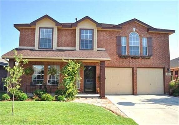 1st image of 820 Jockey Club Ln