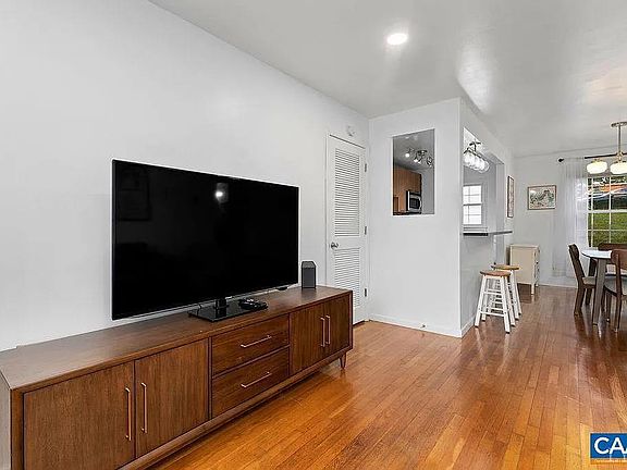 5th image of 114 Hessian Hills Rdg APT 1