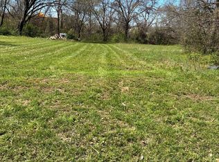 1103 Field St, Gainesville, TX 76240