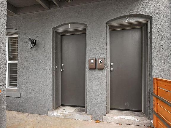 3rd image of 2845 Belleview Ave