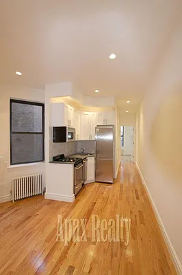 Rented by Apax Realty LLC | media 23