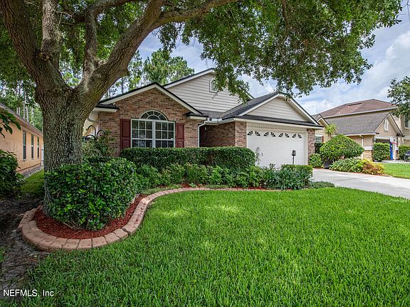 3rd image of 3563 LIVE OAK HOLLOW Drive