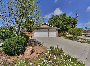 10406 Chase Creek Ln, Lakeside, CA 92040