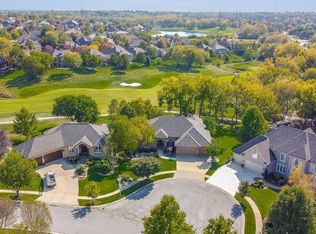 9658 Redbud Ln, Lenexa, KS 66220