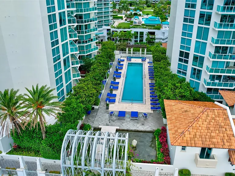 150 Sunny Isles Blvd #601 — Photo 29