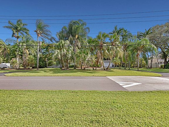 3rd image of 1314 SW 20th St #1