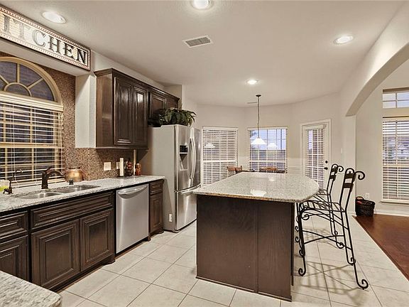 3rd image of 13813 Notting Hill Dr