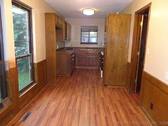 5th image of 3306 S 144th East Pl