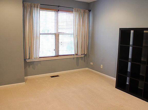 5th image of 458 Pine Lake Cir
